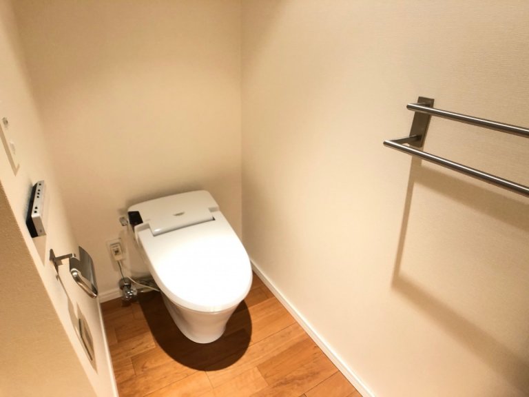 Park Axis Aoyama 1chome Tower Toilet