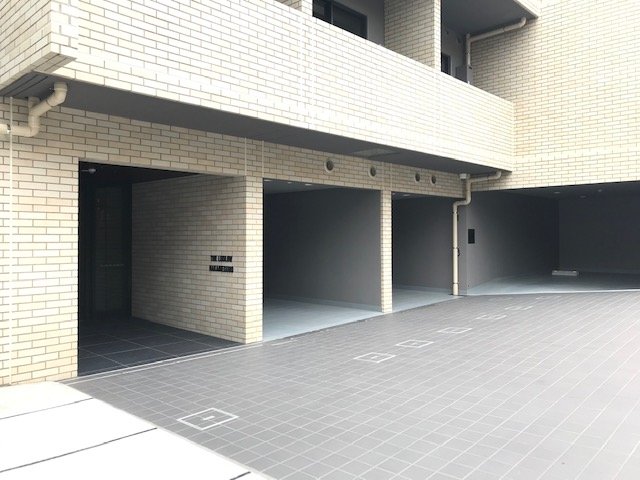 THE LUDLOW NAKAMEGURO Garage