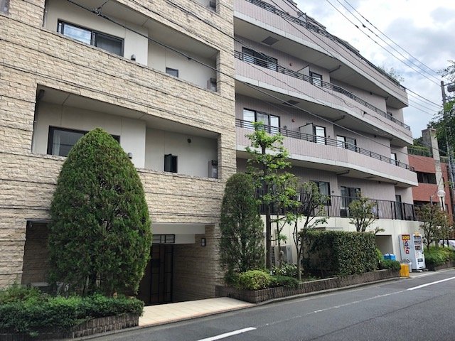 Residence Yoyogikoen Building