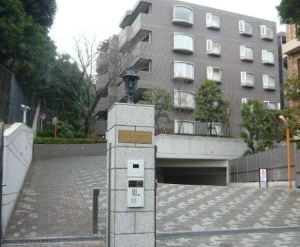 Deux-Forets Takanawa building
